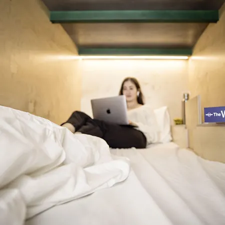Green Marmot Capsule Hotel Zuerich-3